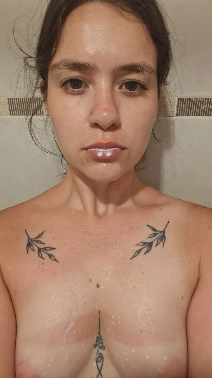 I always want it to end up on my face... I like it when it's hot. posted by Artemissa020