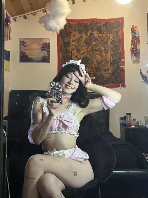 It's a distinctive style in the mirror) by ShaistaWasf