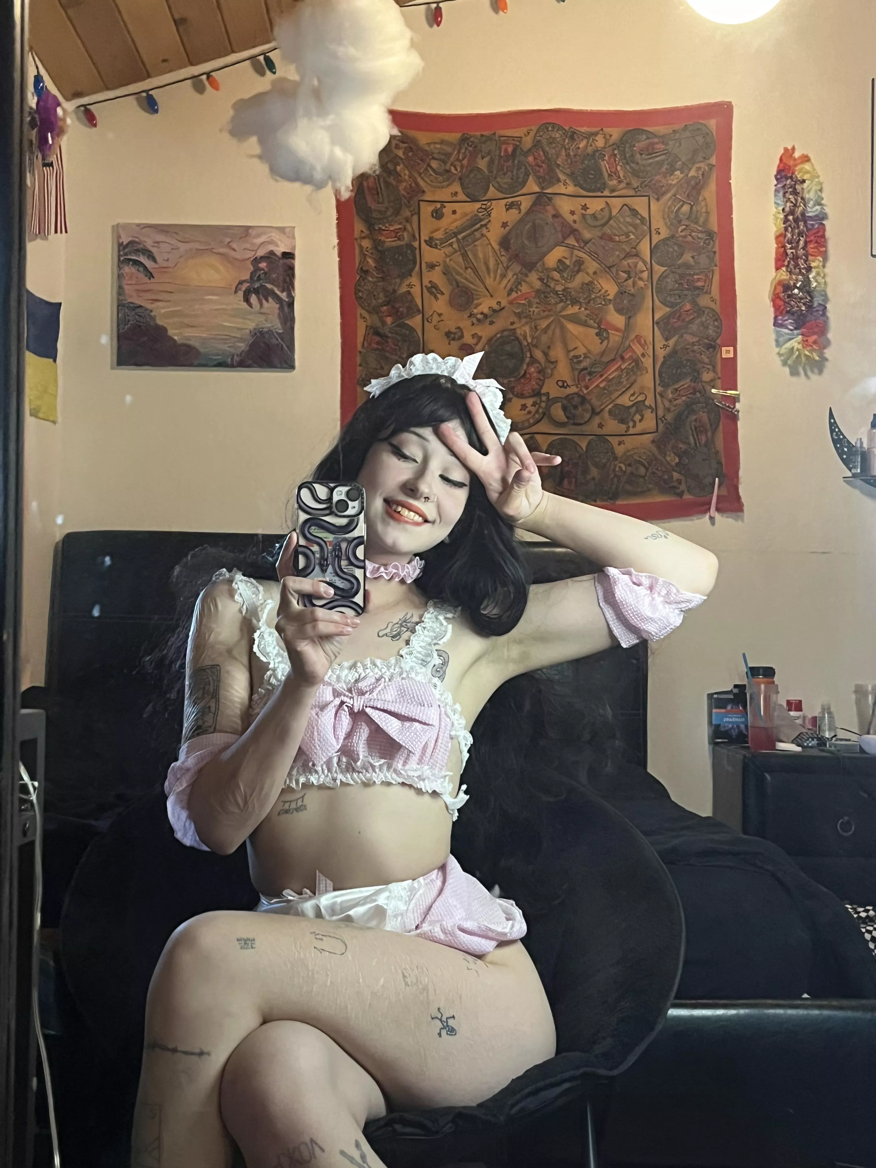 It's a distinctive style in the mirror) posted by ShaistaWasf