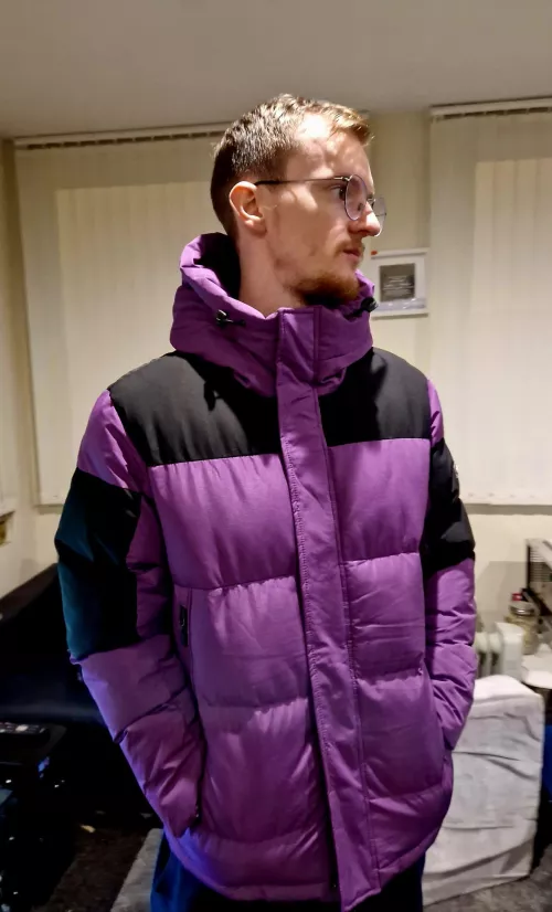 It's cold here  by Prestigious_Fix8996