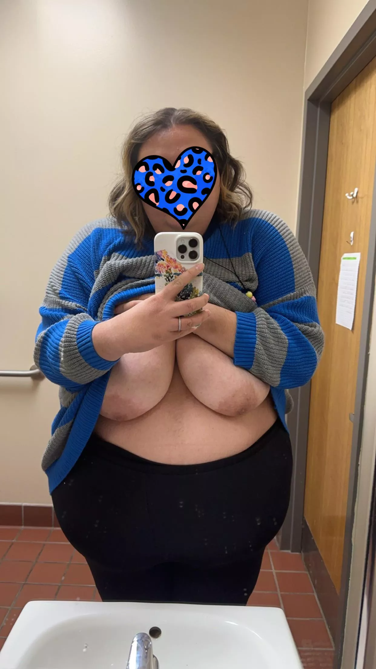 just a peek ☺️ posted by AbbieBug