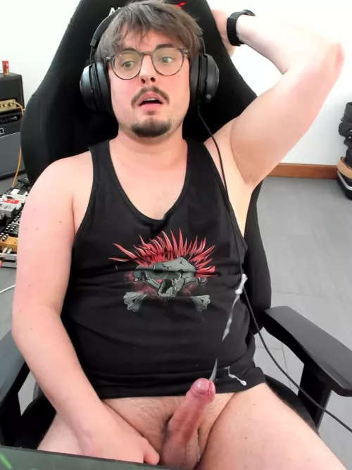 Just cumming 🫣🍆💦 by Yavos04