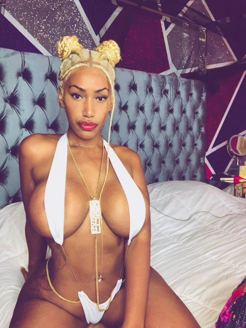 Knock Out posted by Da-Donkey69