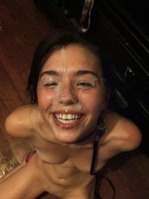 Leashed Beauty Loves Her Facial by dustycage