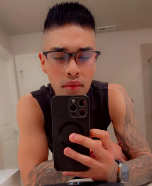 Looking for Gaymers on PC by StubbornPanda671