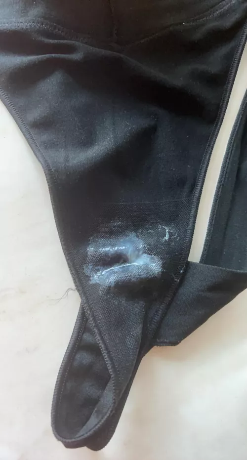 Love making buyers happy  by Ms_cruella69