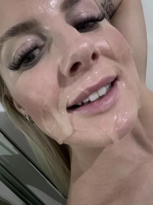 My date went well 😊 by EmilyWalters18