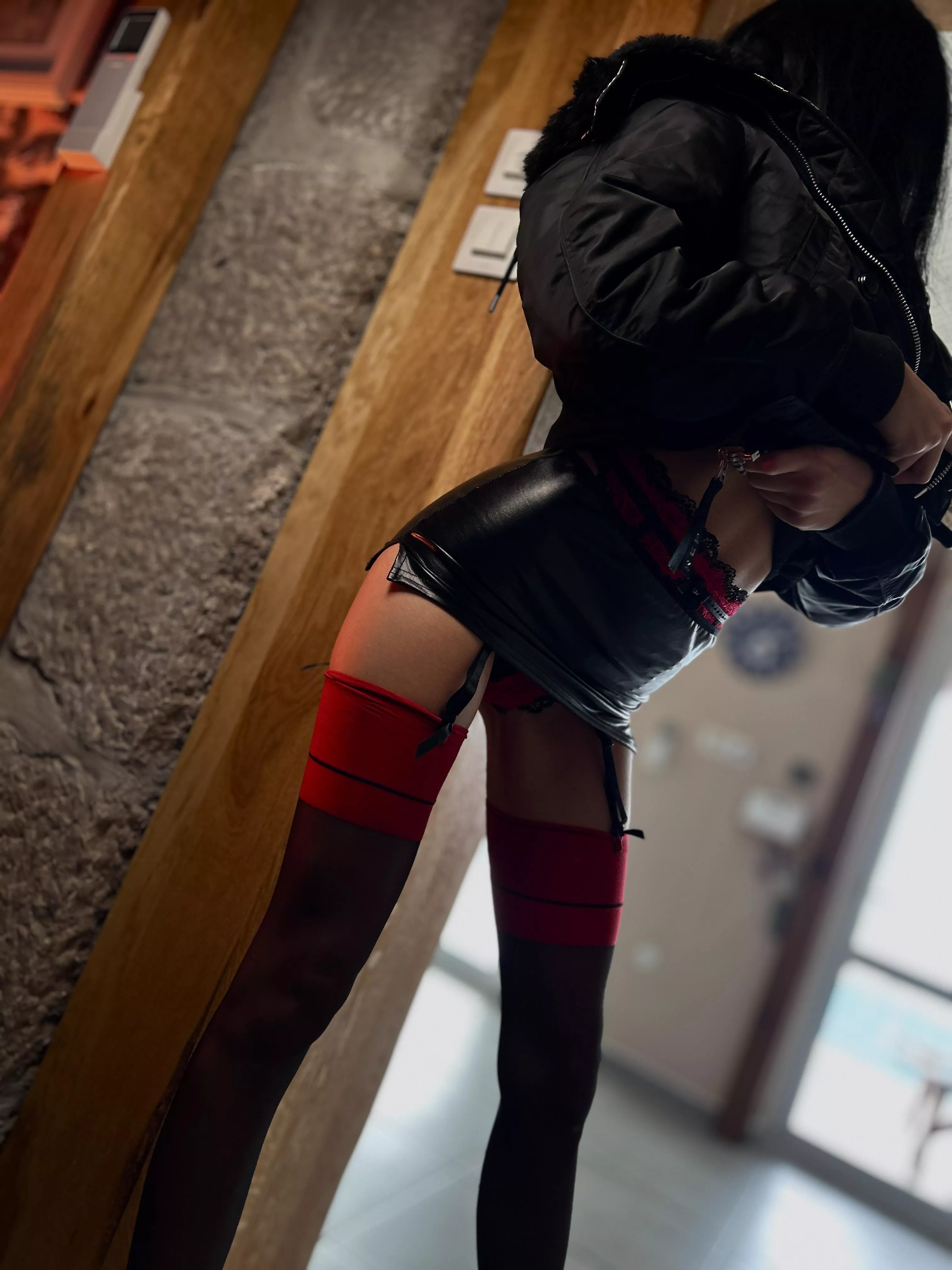 My skirt is so short that it doesn't cover my private parts posted by la_skinny