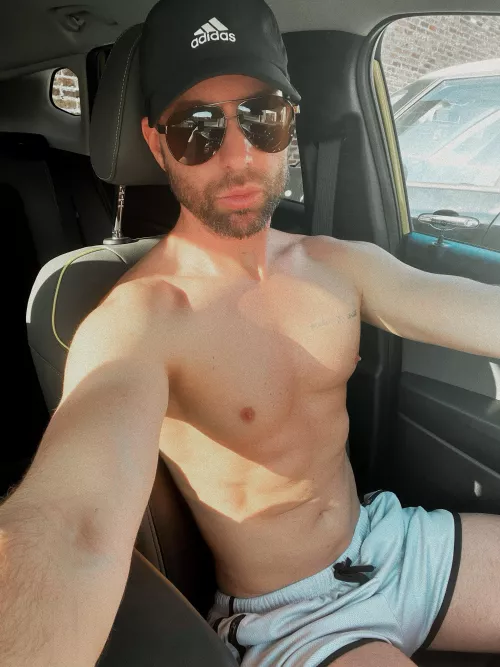 New here! Hi 👋🏼  by Skyler_Grant