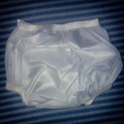 No more wet beds for me! by stillndiapers