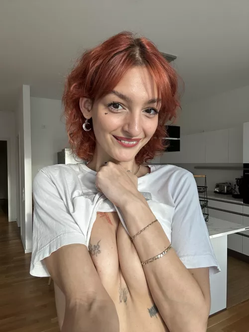 Not only am I petite, but I also know how to please you.. by 8beywtf4544