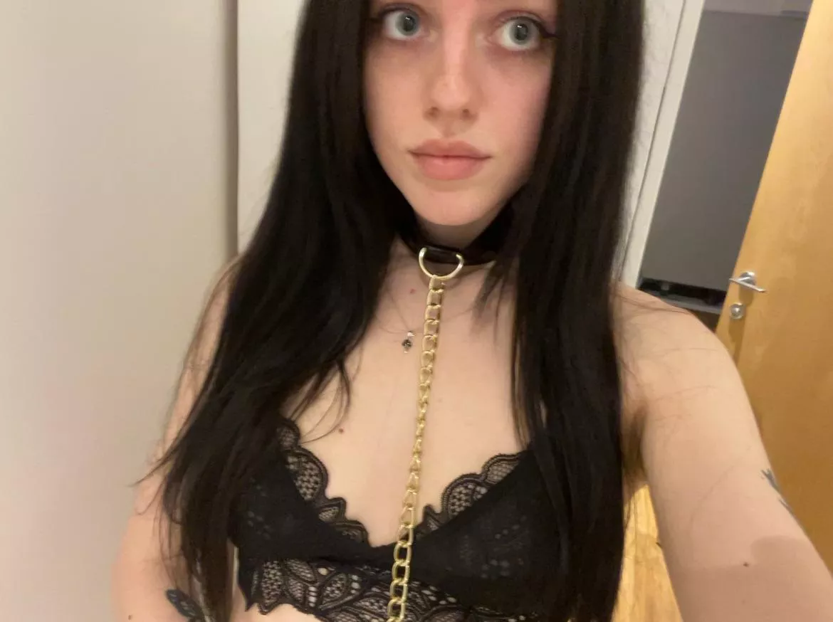 Please grab the chain and look deep into my eyes  posted by snoozecupid