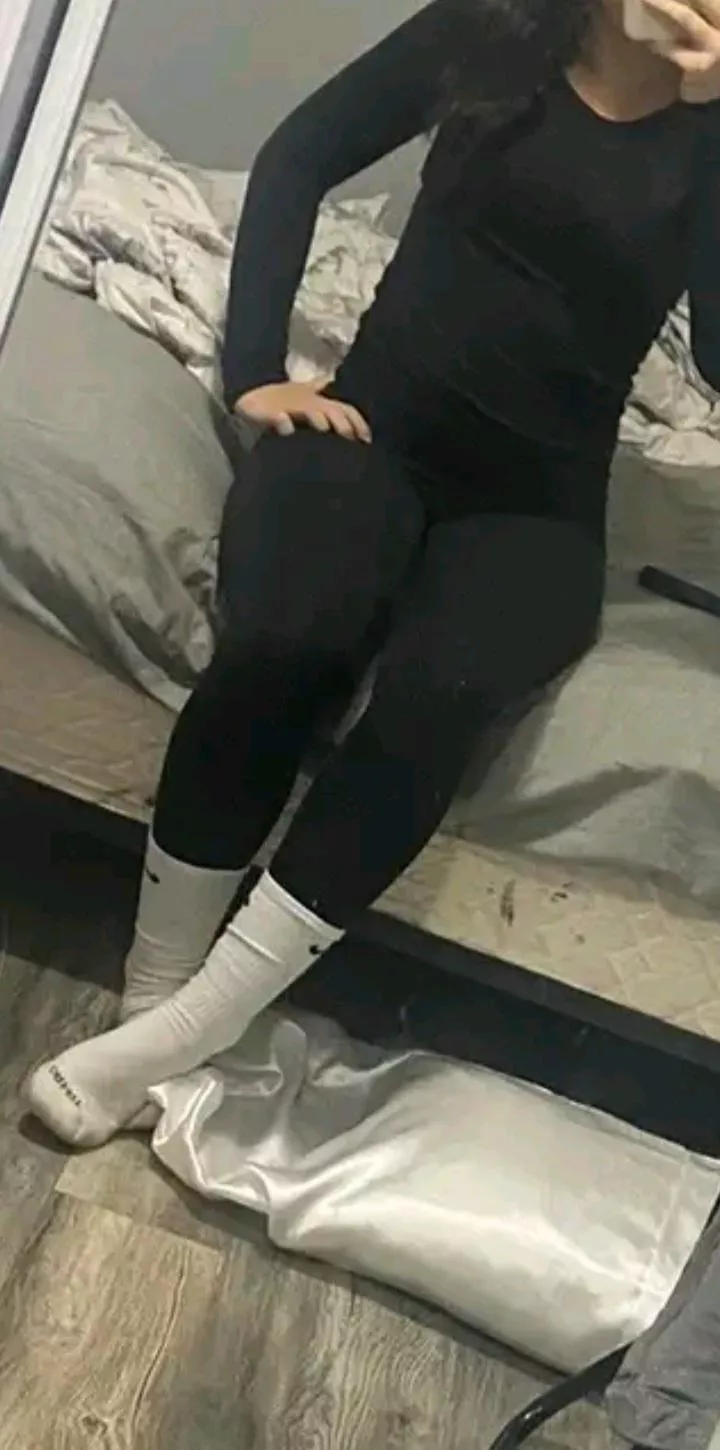 Thicc teen thighs posted by Ancient-Stress-7049