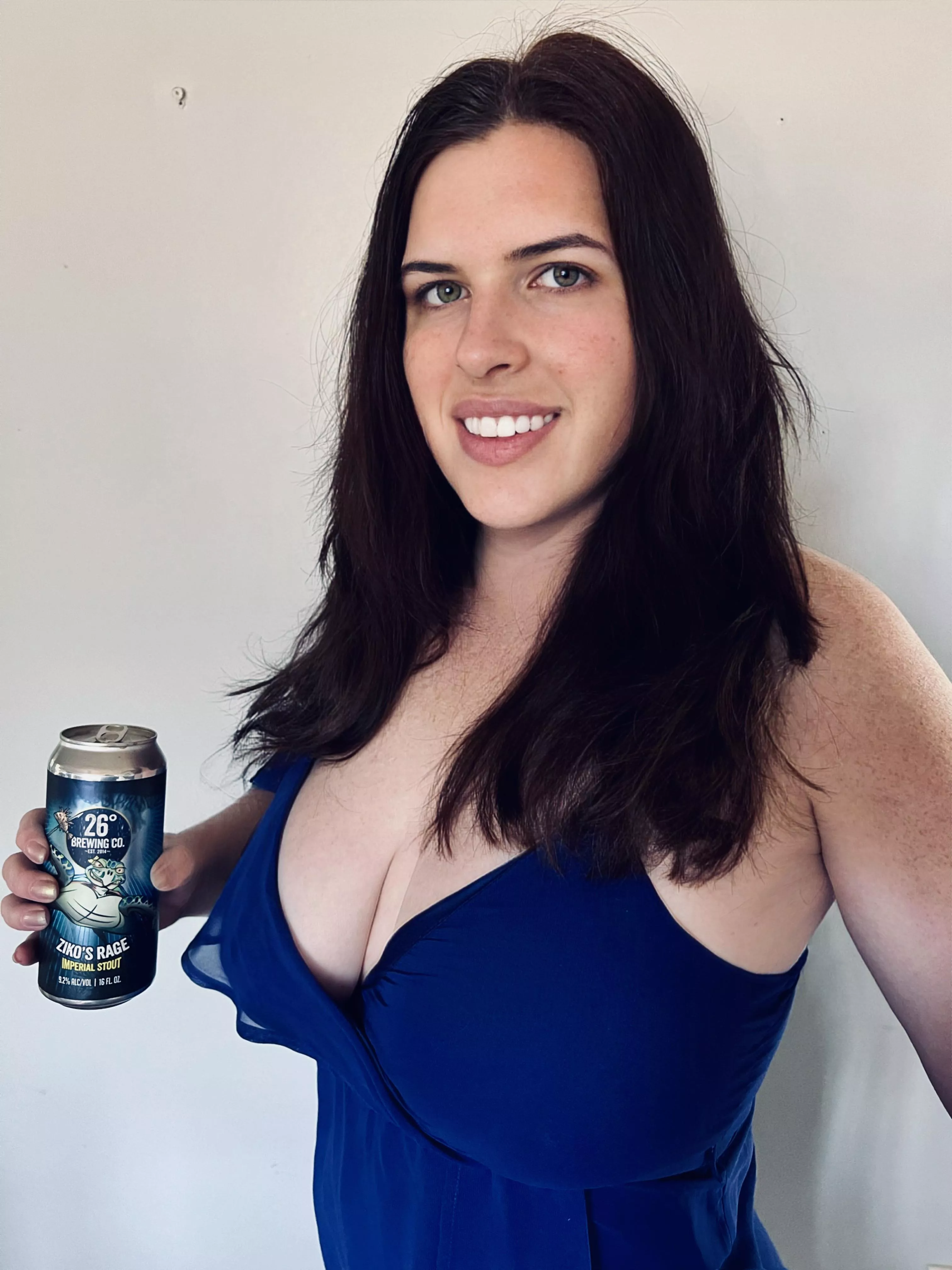 Thirsty Thursday with another stout. Check out my Untappd go see what I rated it. Look for Granitegirl. posted by Granitestaterxxx