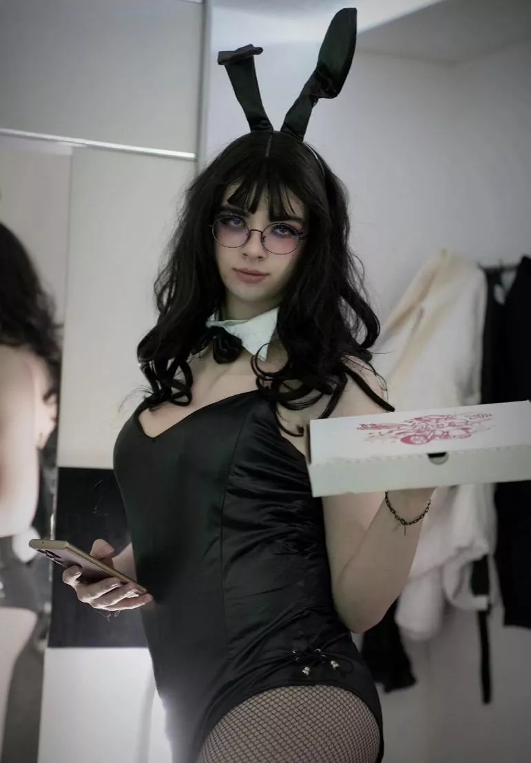 unpack my sausage posted by LUCYQROW