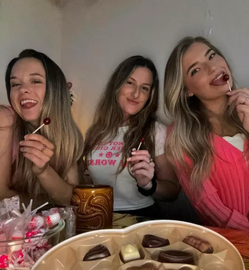 Who’s your valentine? [3] by Legitimate_Tone_5651