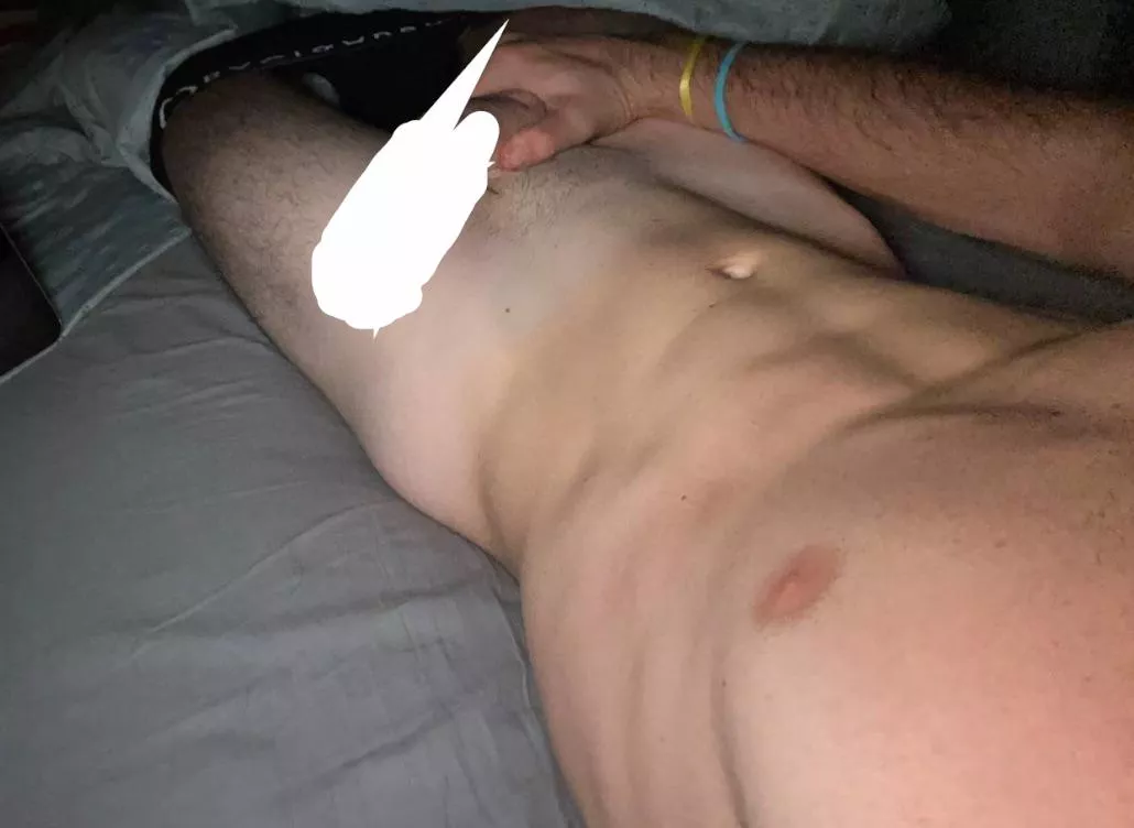 20, fit guys hmu @mikebush2024 posted by cuaiaz