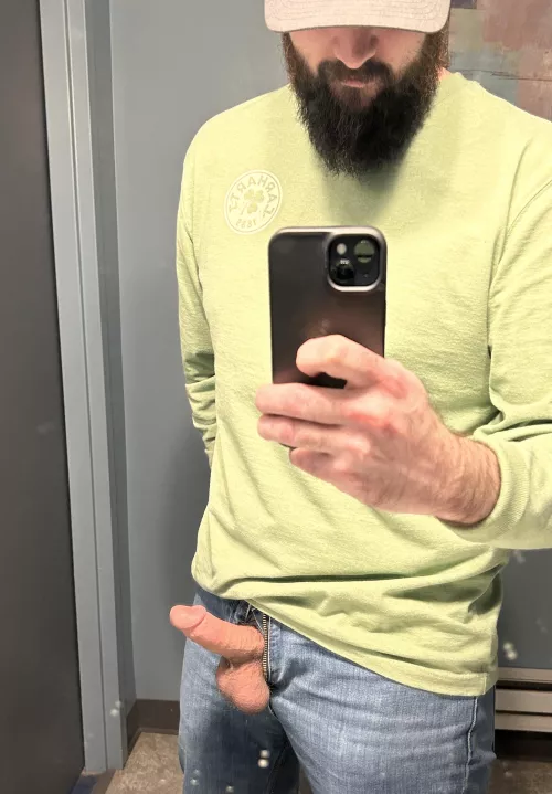 [33] If only my coworkers knew what I was up to! by Foreign-Government17