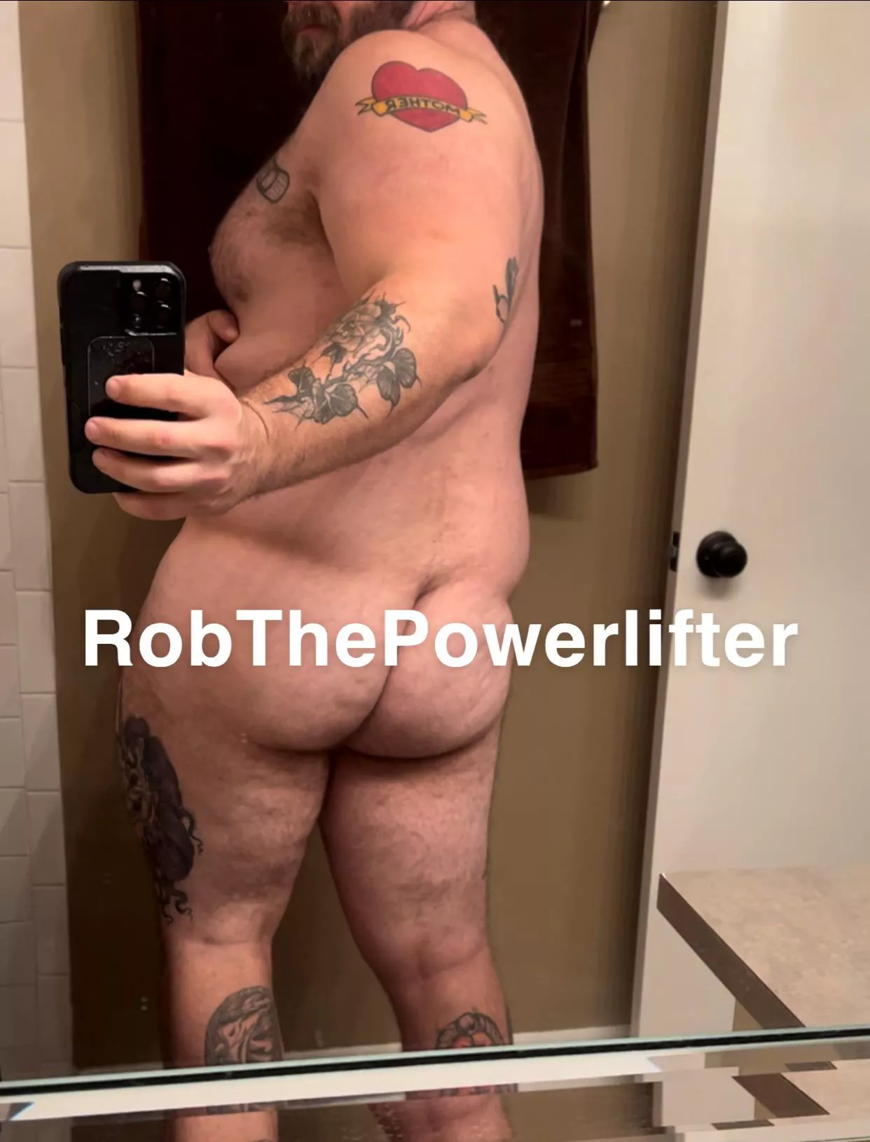 Am I Bootylicious? posted by RobThePowerLifter