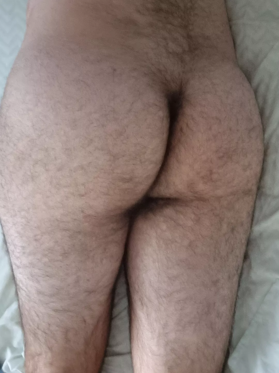 Anyone for some Aussie man ass? posted by foundlos