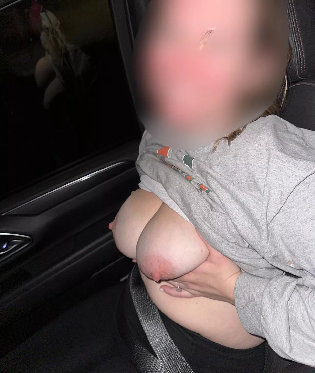 Are my nipples too big ? 😌 posted by Kellysmyles