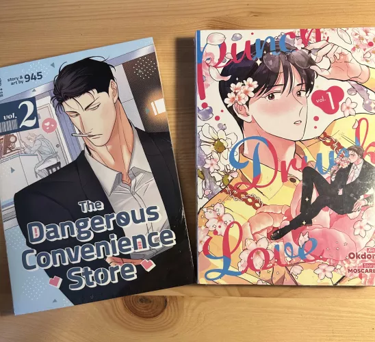 Book store employee’s got me so embarrassed by Magical_Stardust