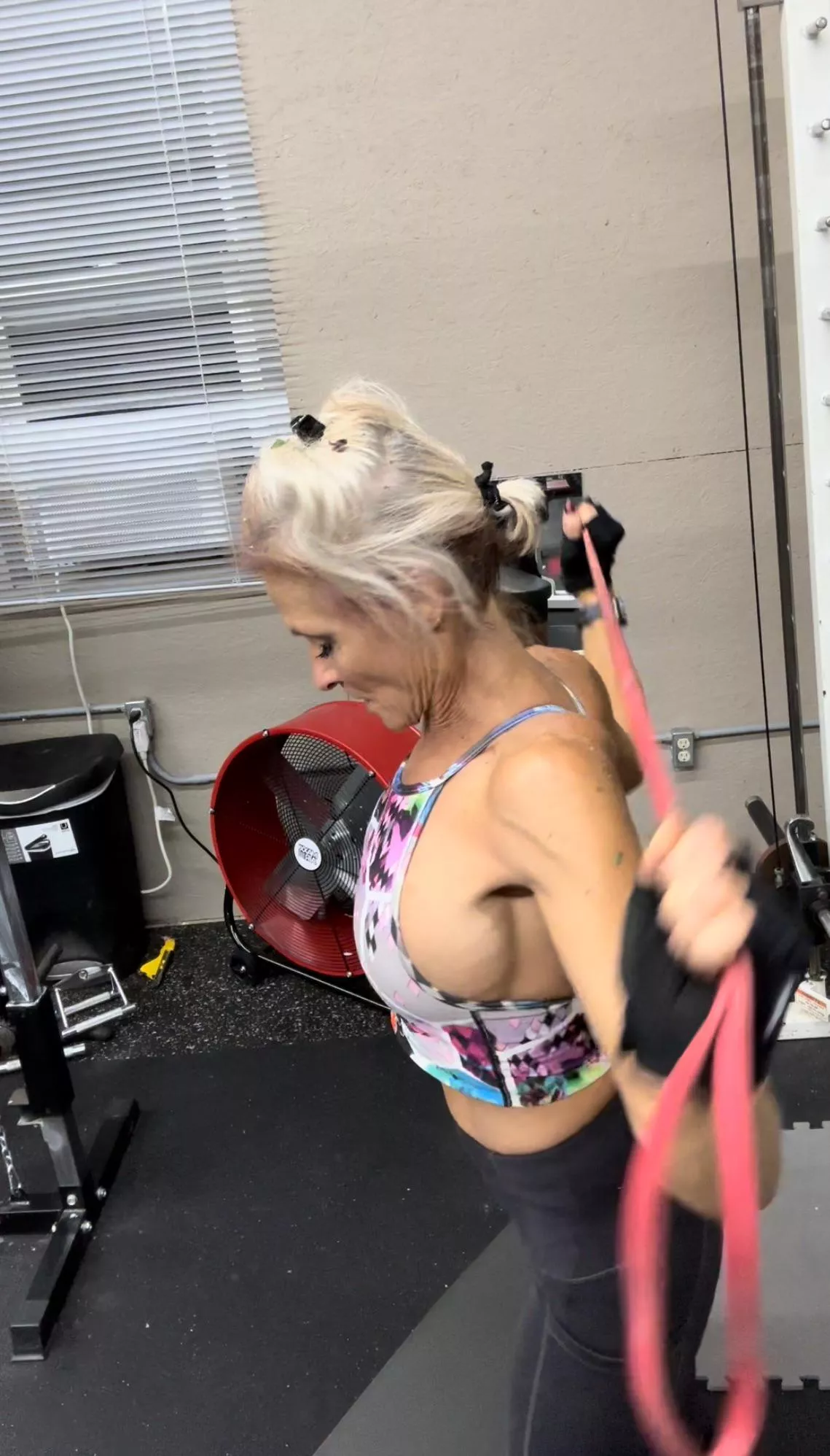 Dirty workout posted by Kandiisweet01