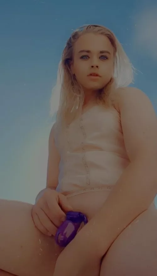 Dont mind me just looking for my keys.  by Kaylierowann