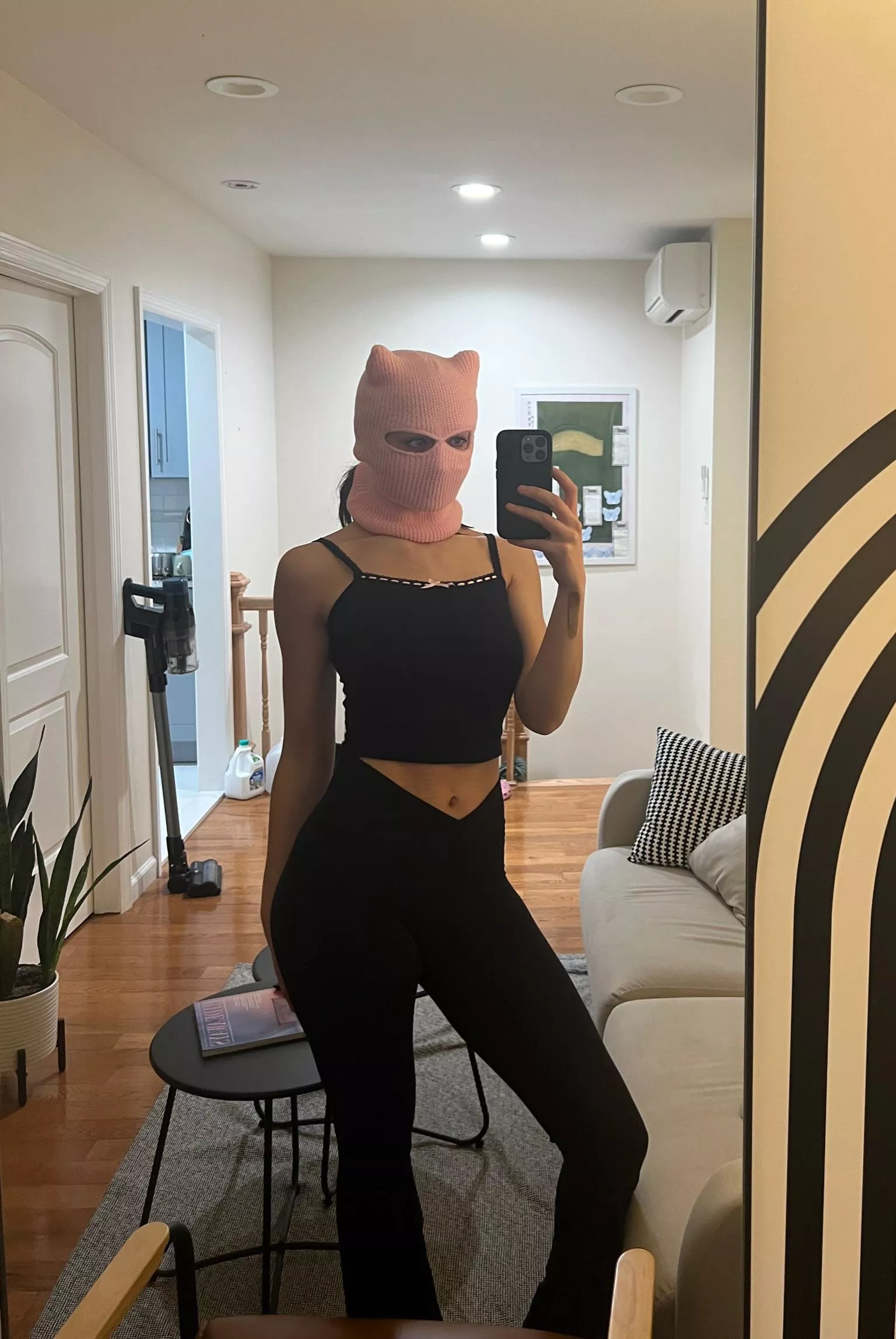 Feeling slutty🍑 posted by alyssalexuh