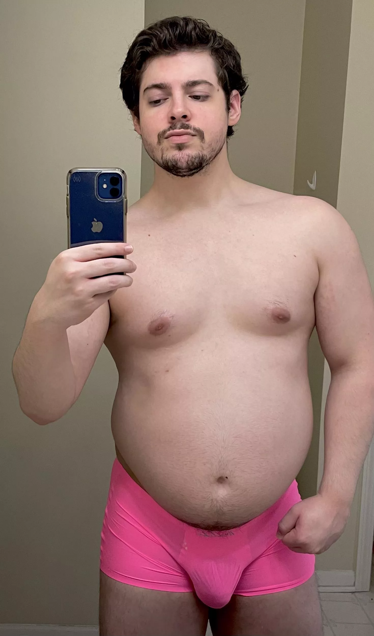 Handsome in pink?  posted by casscagex