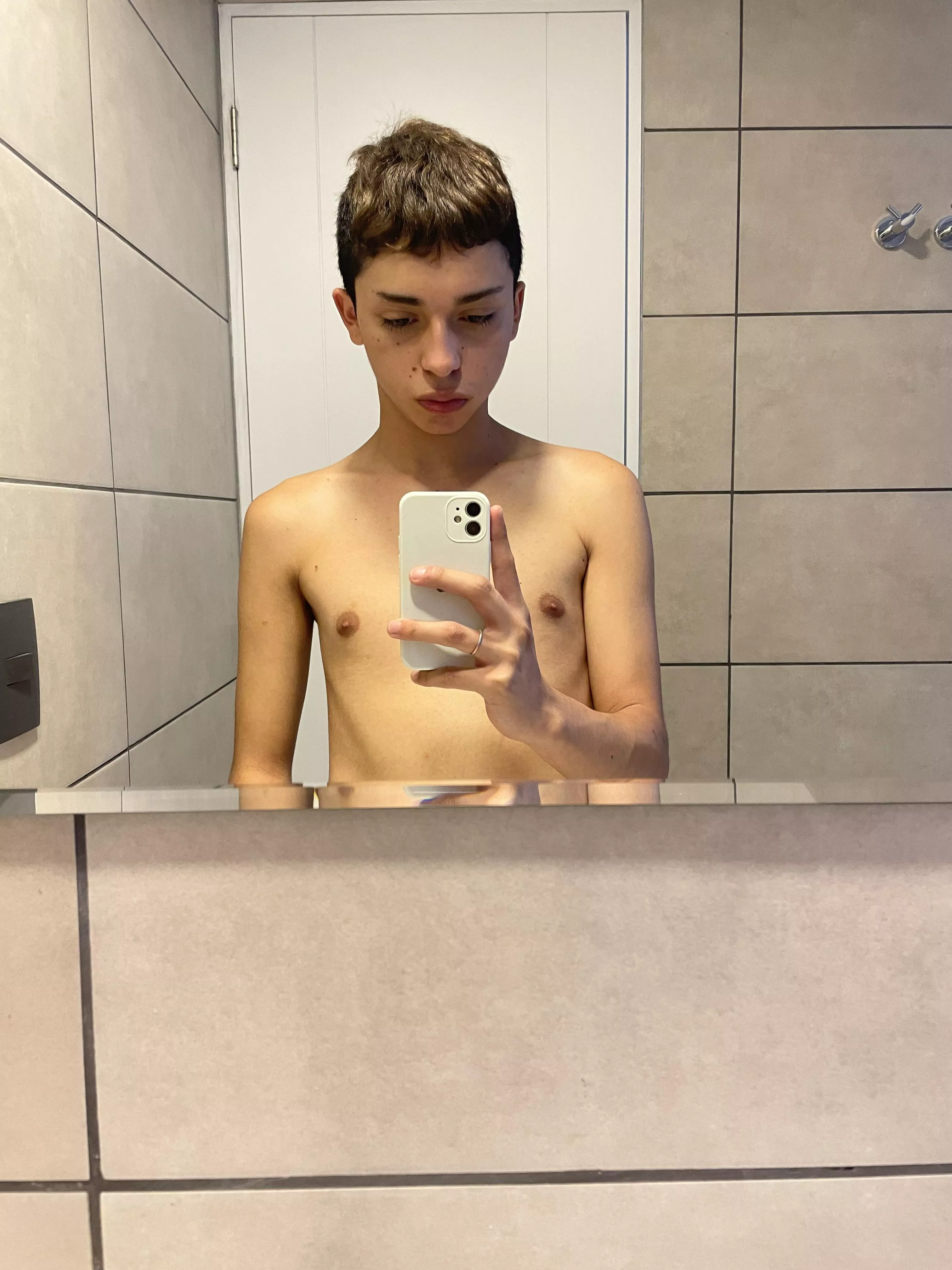 hi i’m angel :) posted by Impossible-Bed-2897