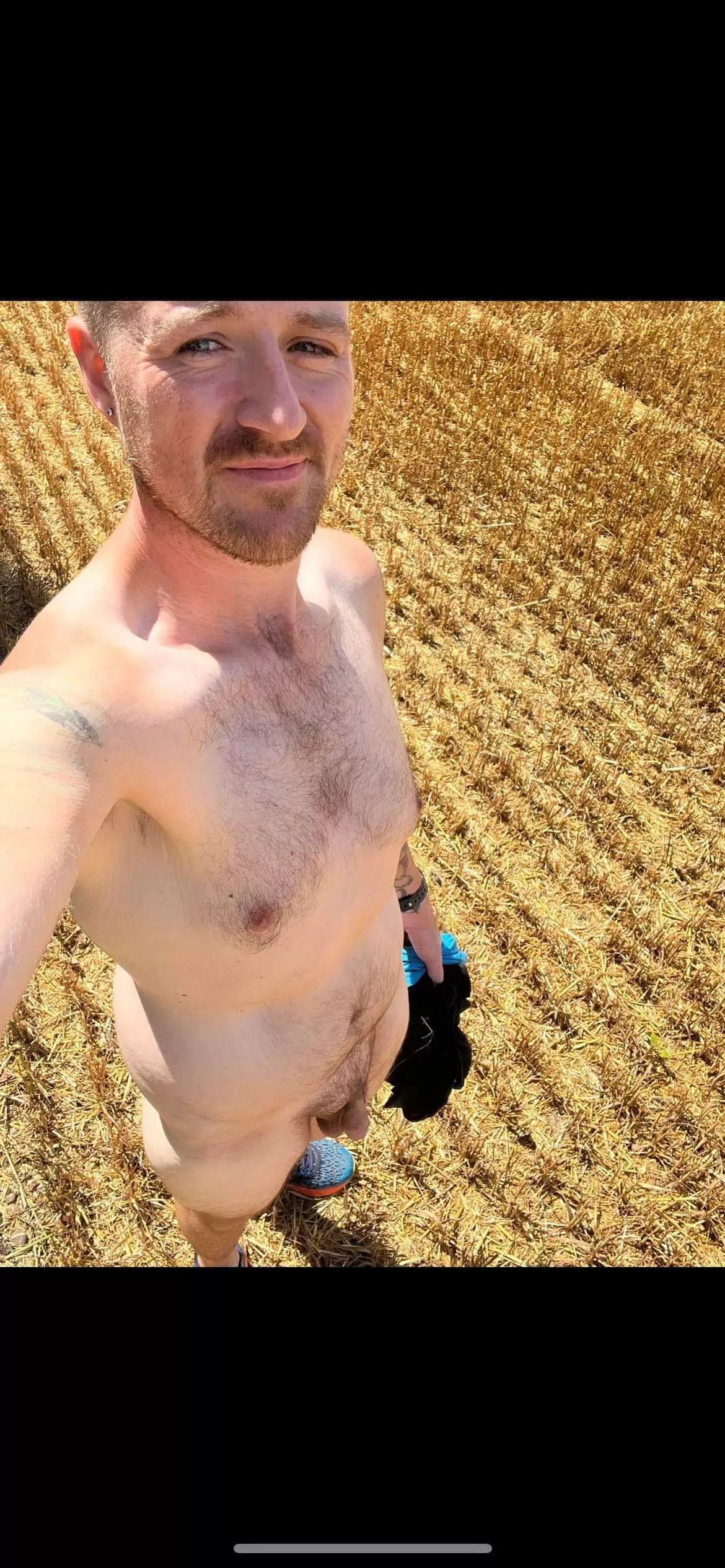Hi, in uk midlands. Trying to find fellow nudists who will help bring some confidence so i can go to events socially and even the beach. Currently just spend it at home or in fields by where i live posted by Midlandguy1991