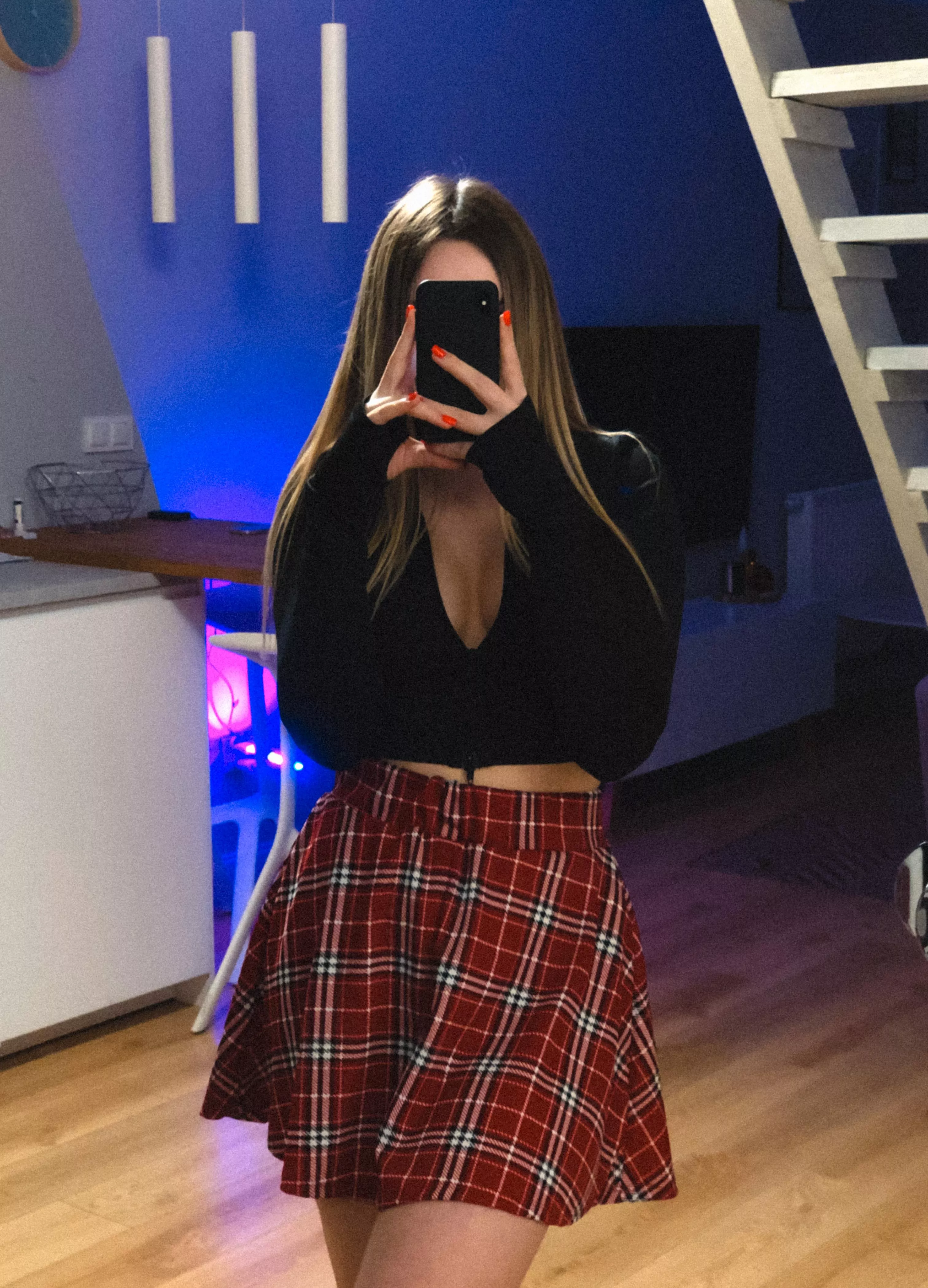 I really wished that you were here right now. posted by MarlieJenenexxx