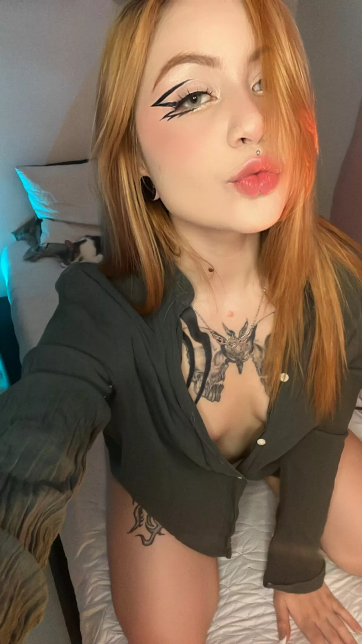 Im a little insecure about my breastsize.. do you think they are big enough for being 19? posted by Helpful_Face9228