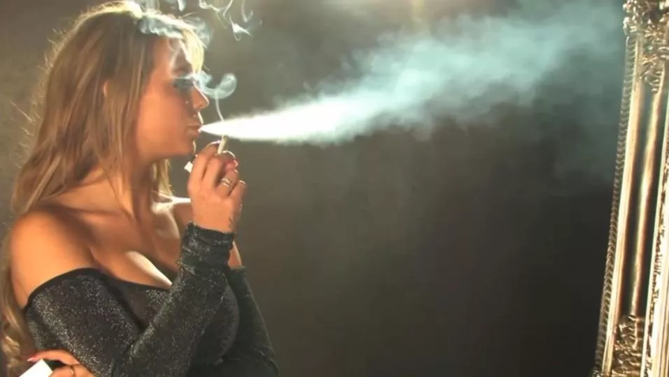 Katie H 120s posted by Cultural_Owl_2672