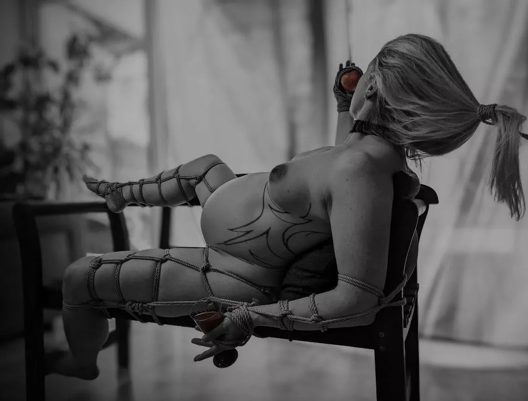 Maternity bondage photo shoots?  posted by ClosetDominatrix