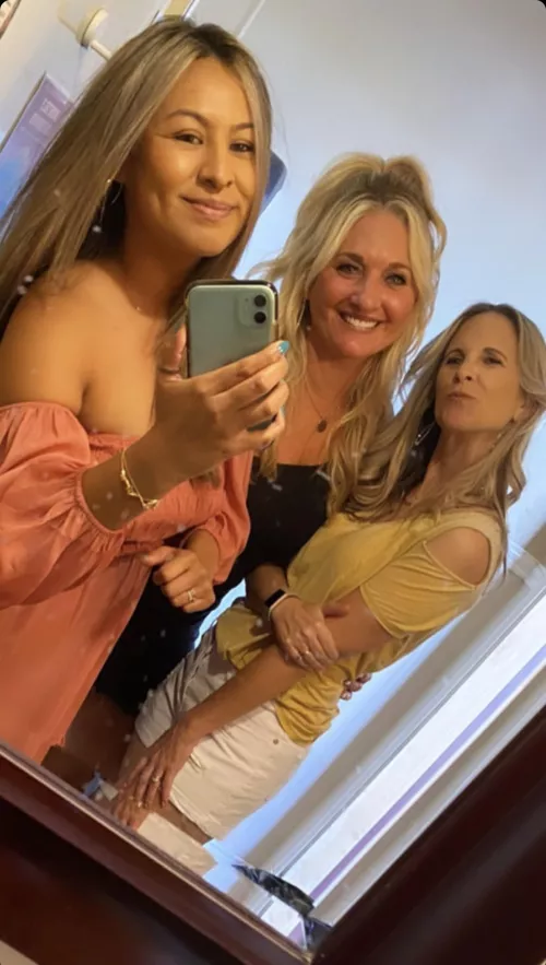 Moms by Independent_Foot_367