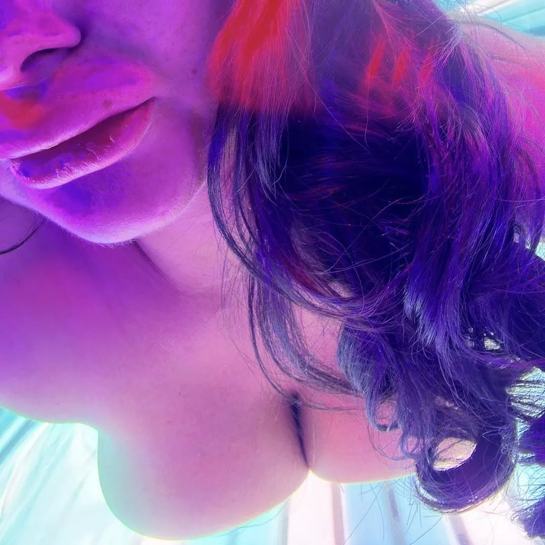 Moody with big boobies 💋  posted by Oh_its_her