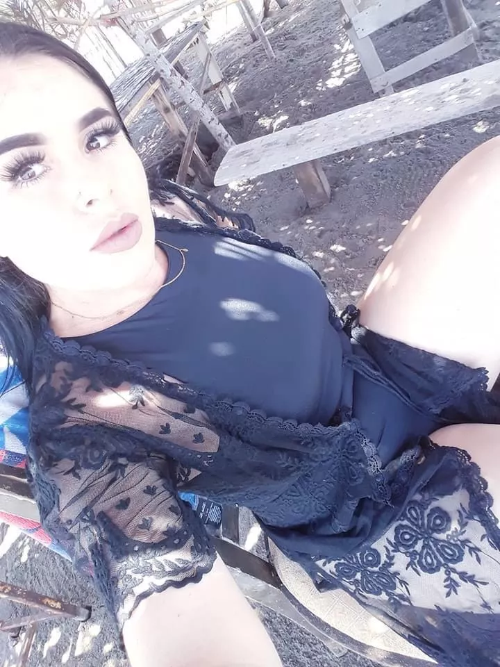 Morbo a mi mujer alguien que se le antoje  posted by Mean-Fox-9283