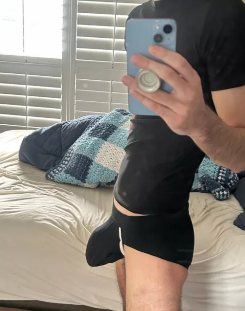 my massive bulge can’t be contained by massivecockwick