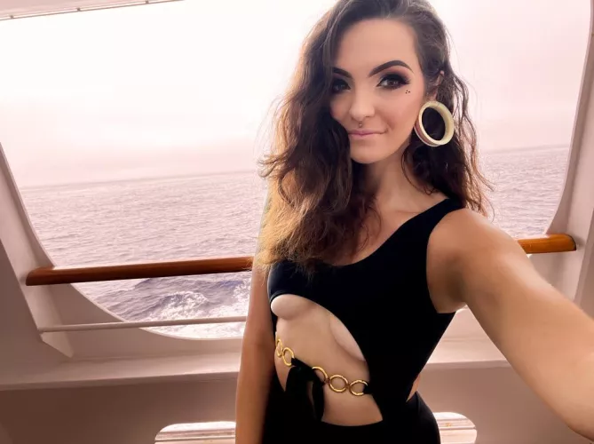 Nice and tight  by OpeitsJess