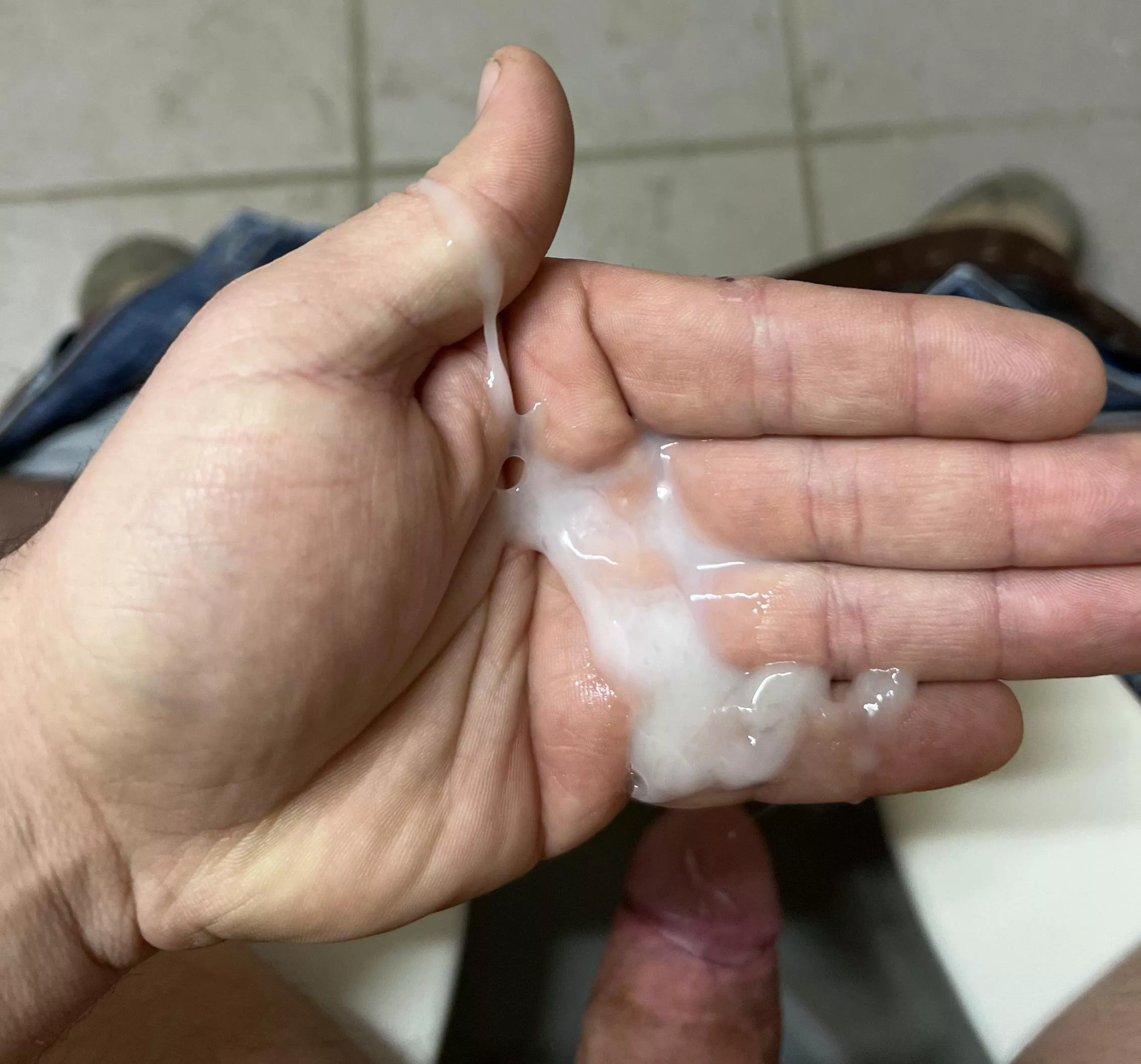 Quick jerk at work posted by skolvikezz