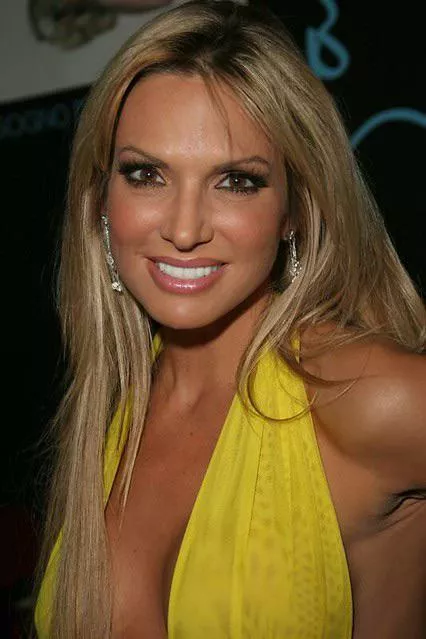 Savanna Samson posted by r4rizzy