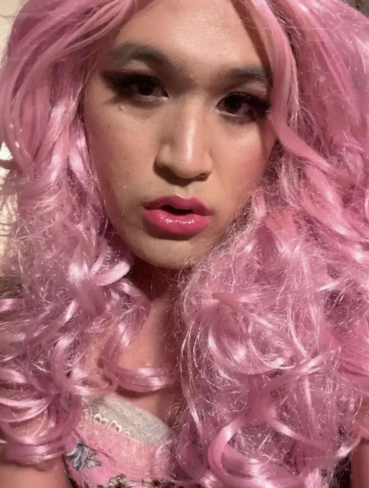 Sissy looking for white daddy online posted by Sissyslutazn