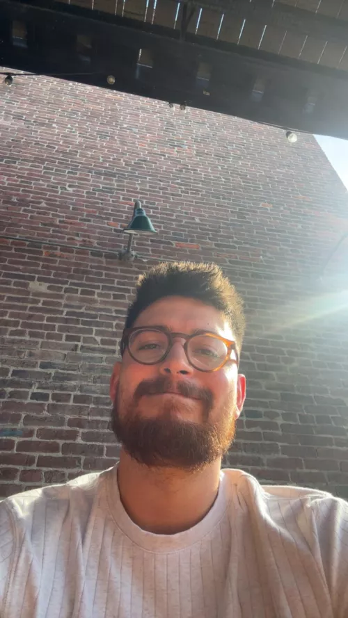 Smile it’s leap day! by zklorenzo