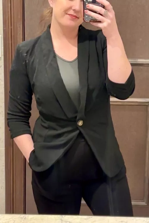 Sometimes the suit is needed  by laceysweetz