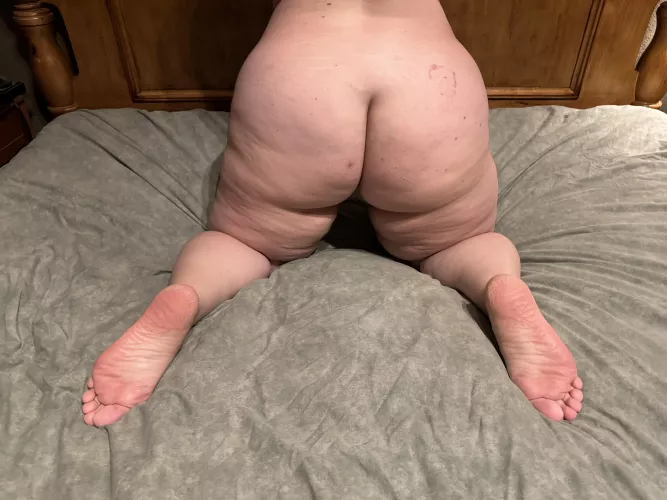 Spank my ass and ride me hard by sassy_momma_m1lf