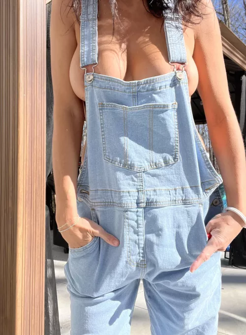 Suns out, tits out by CallMeBabe2