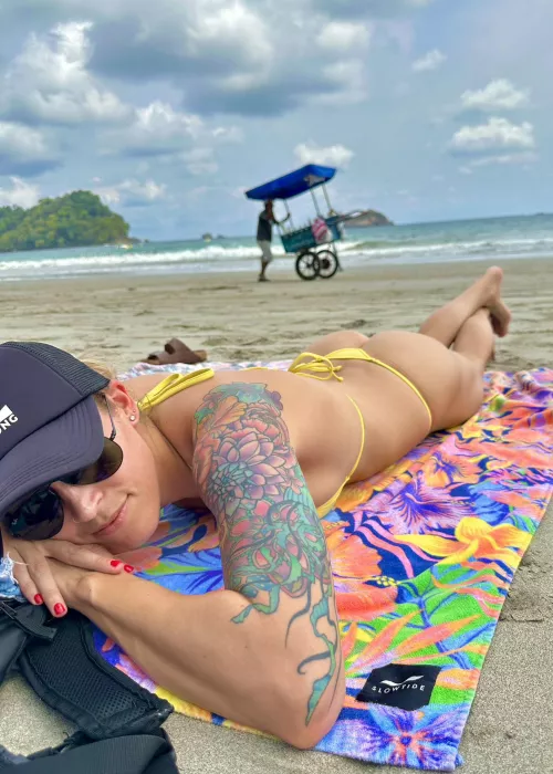 Sweet treats on the beach by SeptemberSaM23