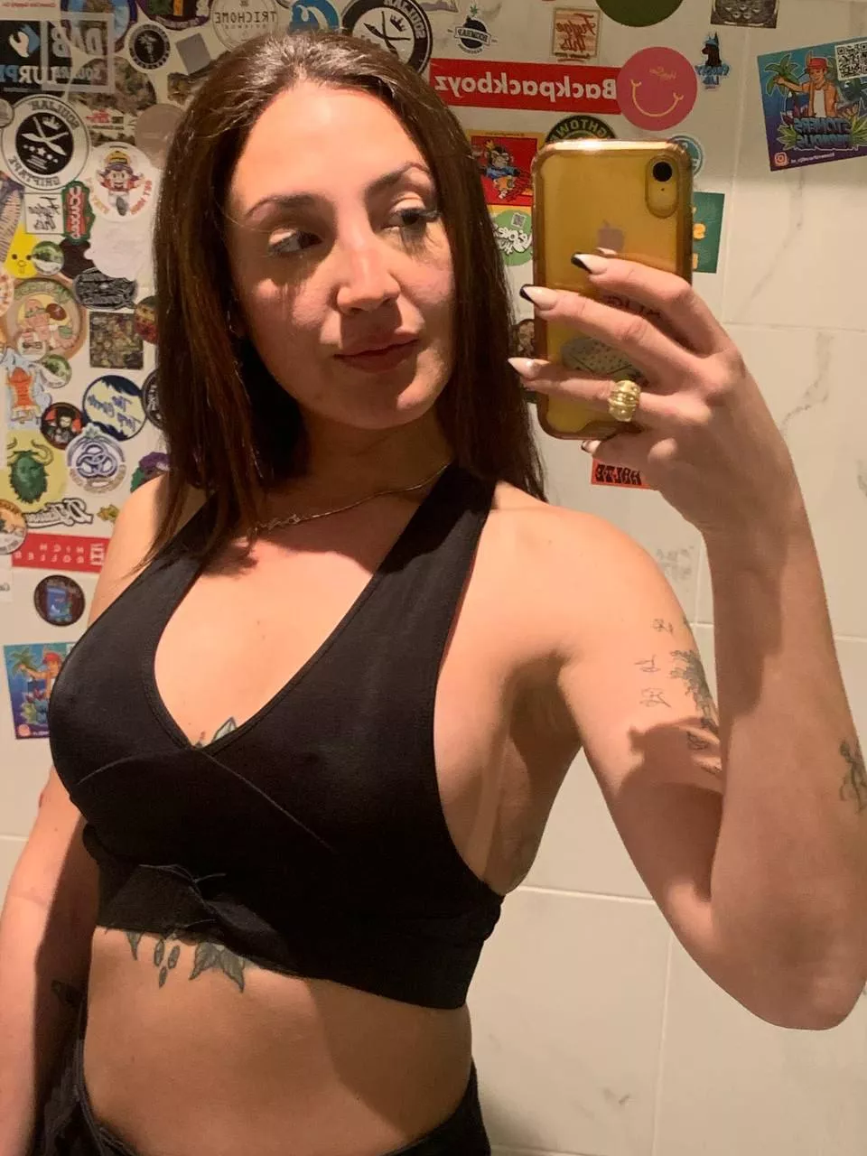 thoughts about my top. does it suits me? posted by Educational-Angle531